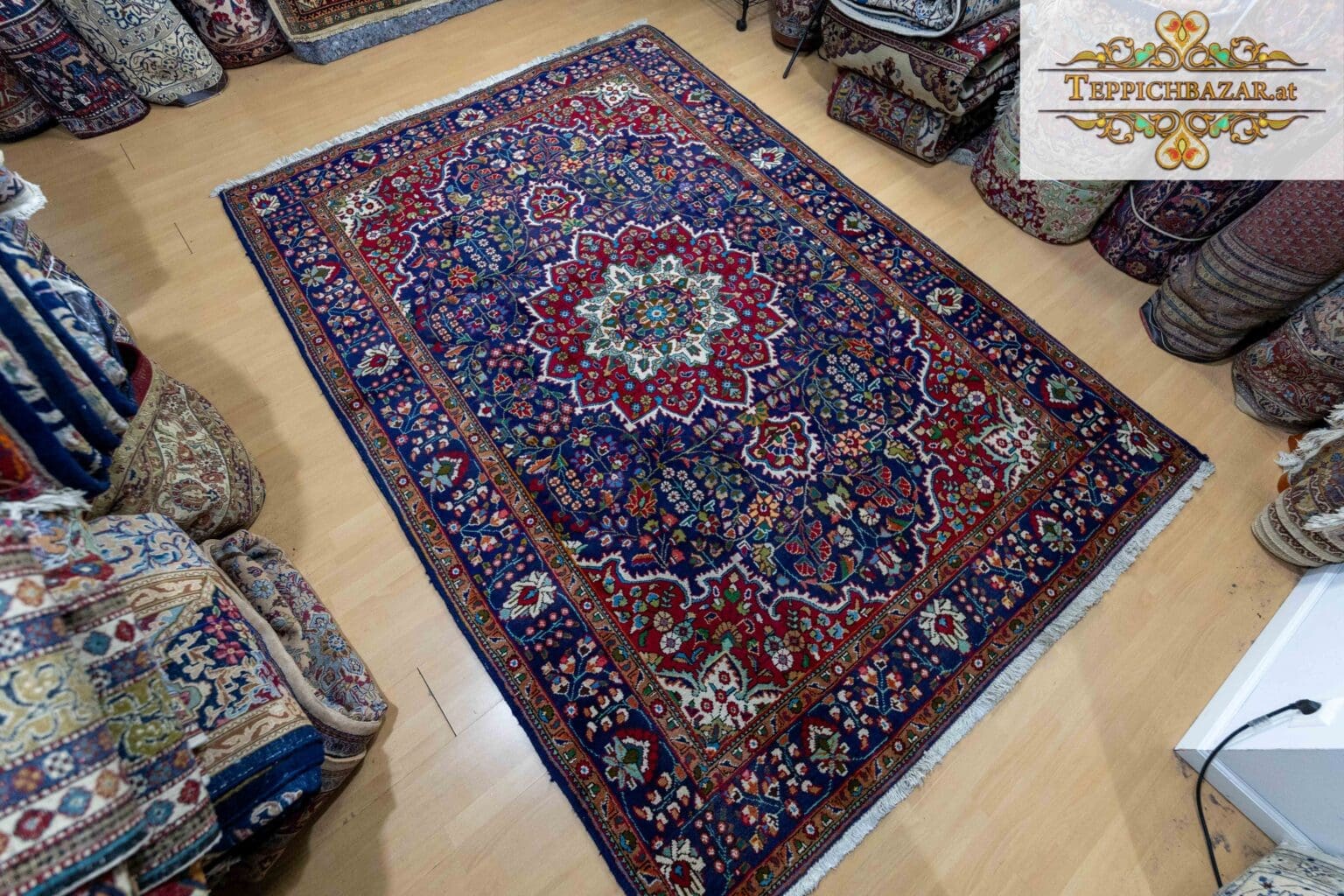 Perserteppich Täbriz 284 x 191 cm Wolle handgeknüpft (Verkauft)