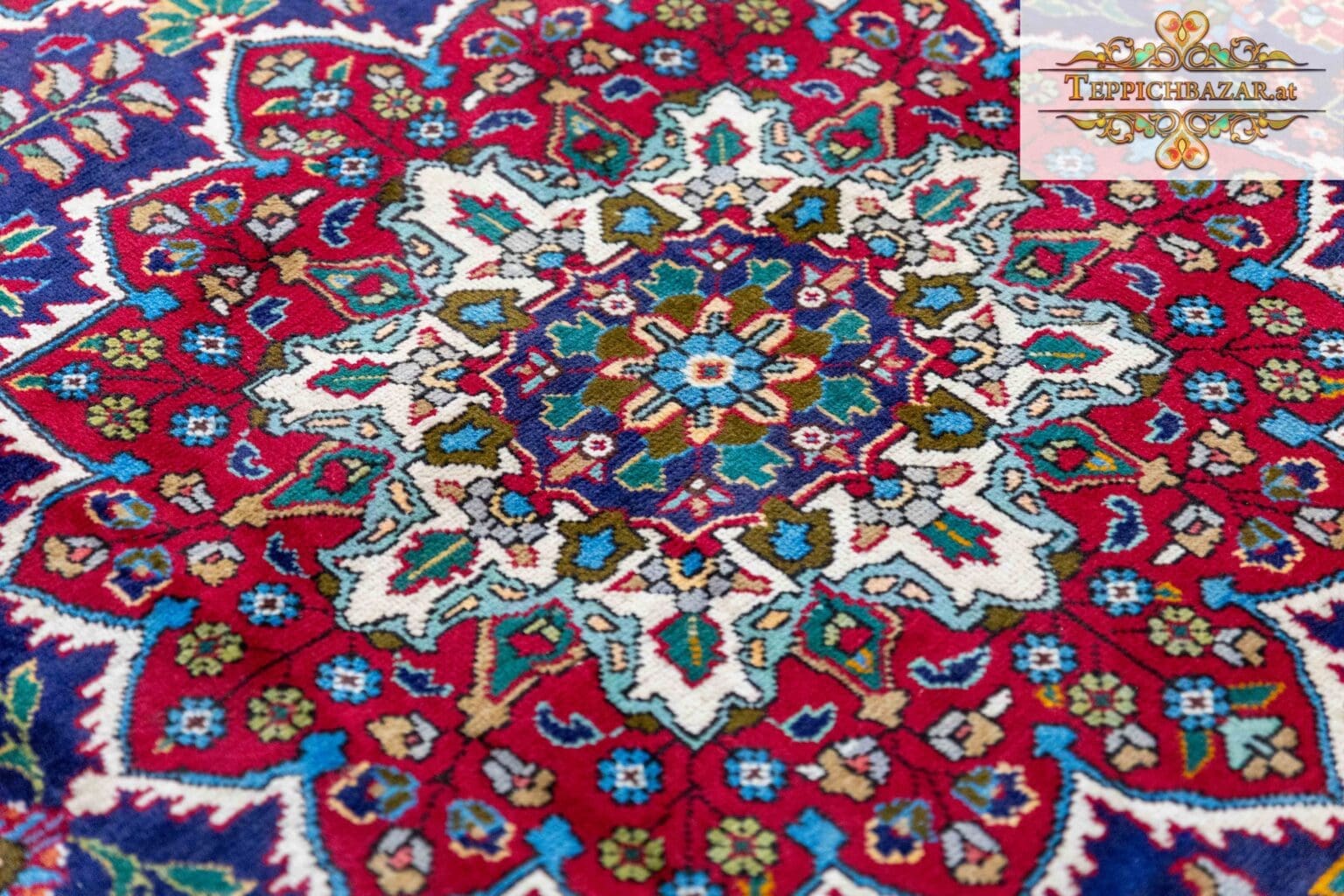 Perserteppich Täbriz 284 x 191 cm Wolle handgeknüpft (Verkauft)