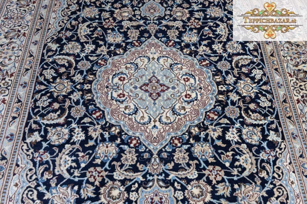 Perserteppich Nain 349 x 246 cm Wolle handgeknüpft