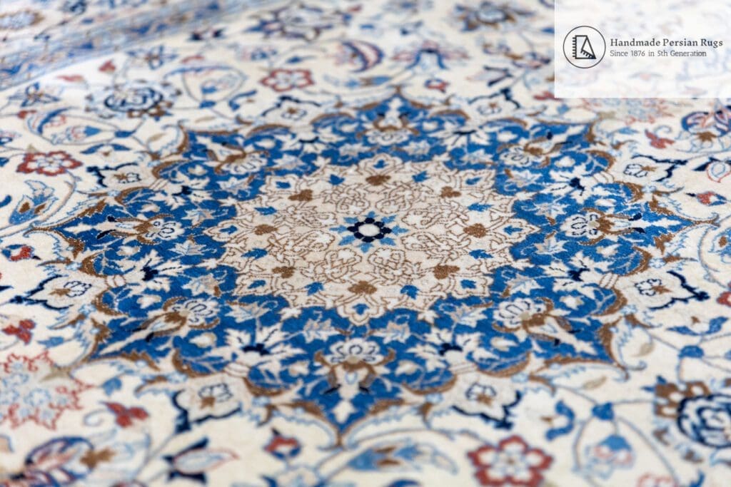 Perserteppich Nain 255 x 155 cm Wolle handgeknüpft (Verkauft)