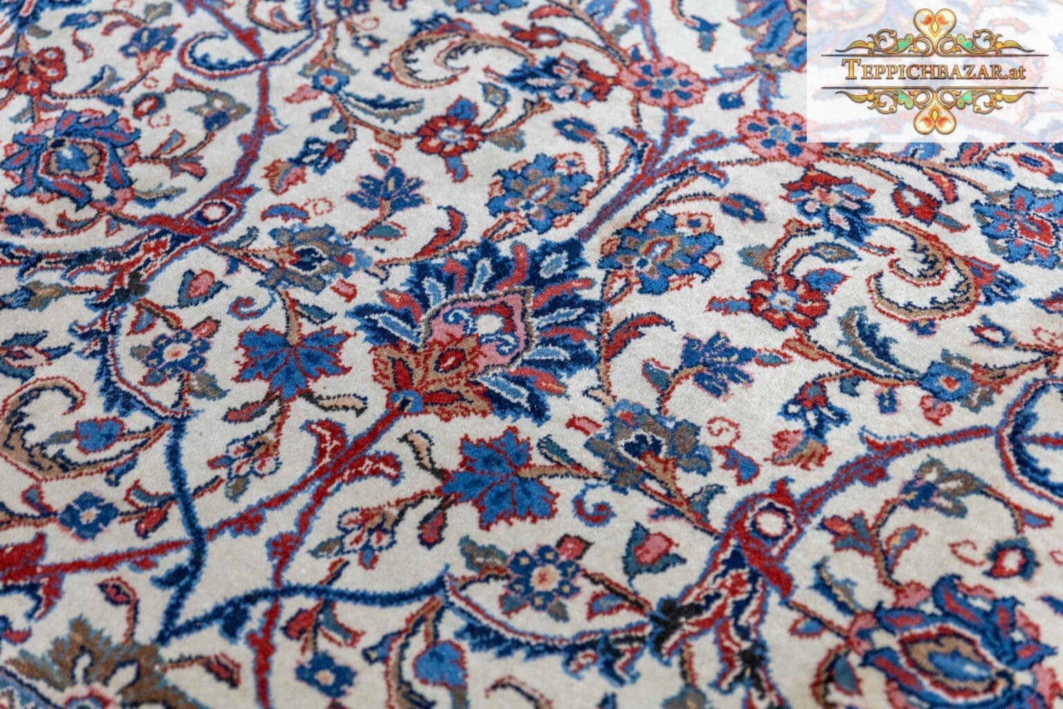img_0019-2-scaled Perserteppich Sarough Farahan 319x227cm handgeknüpft (Verkauft)