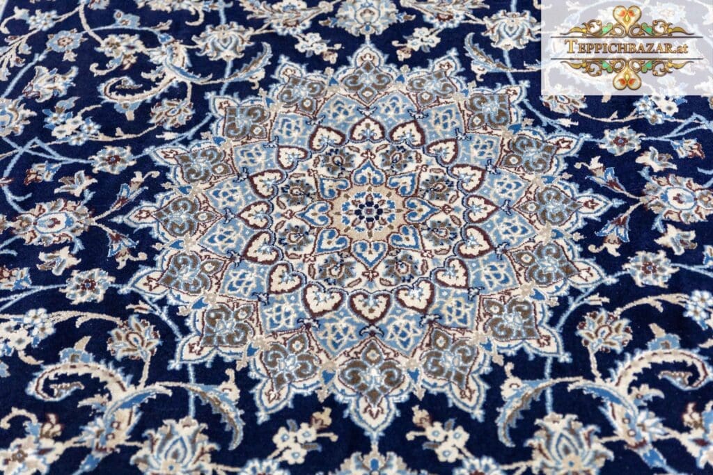 Perserteppich Nain 296 x 195 cm Wolle handgeknüpft (Verkauft)