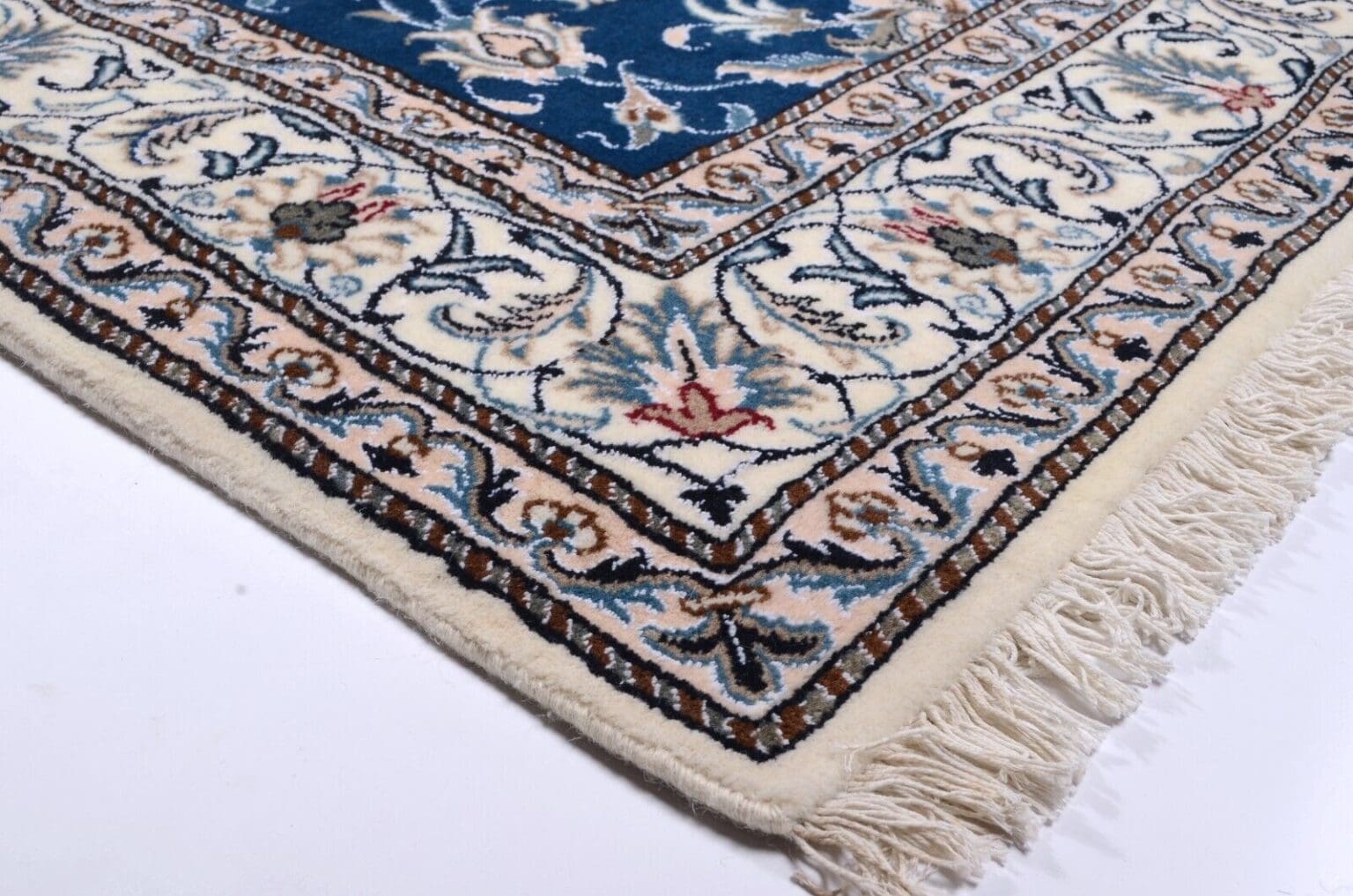 Perserteppich Nain 237 x 163 cm Wolle handgeknüpft (Verkauft)