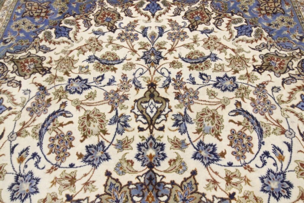 Perserteppich Isfahan 381 x 255 cm Wolle handgeknüpft