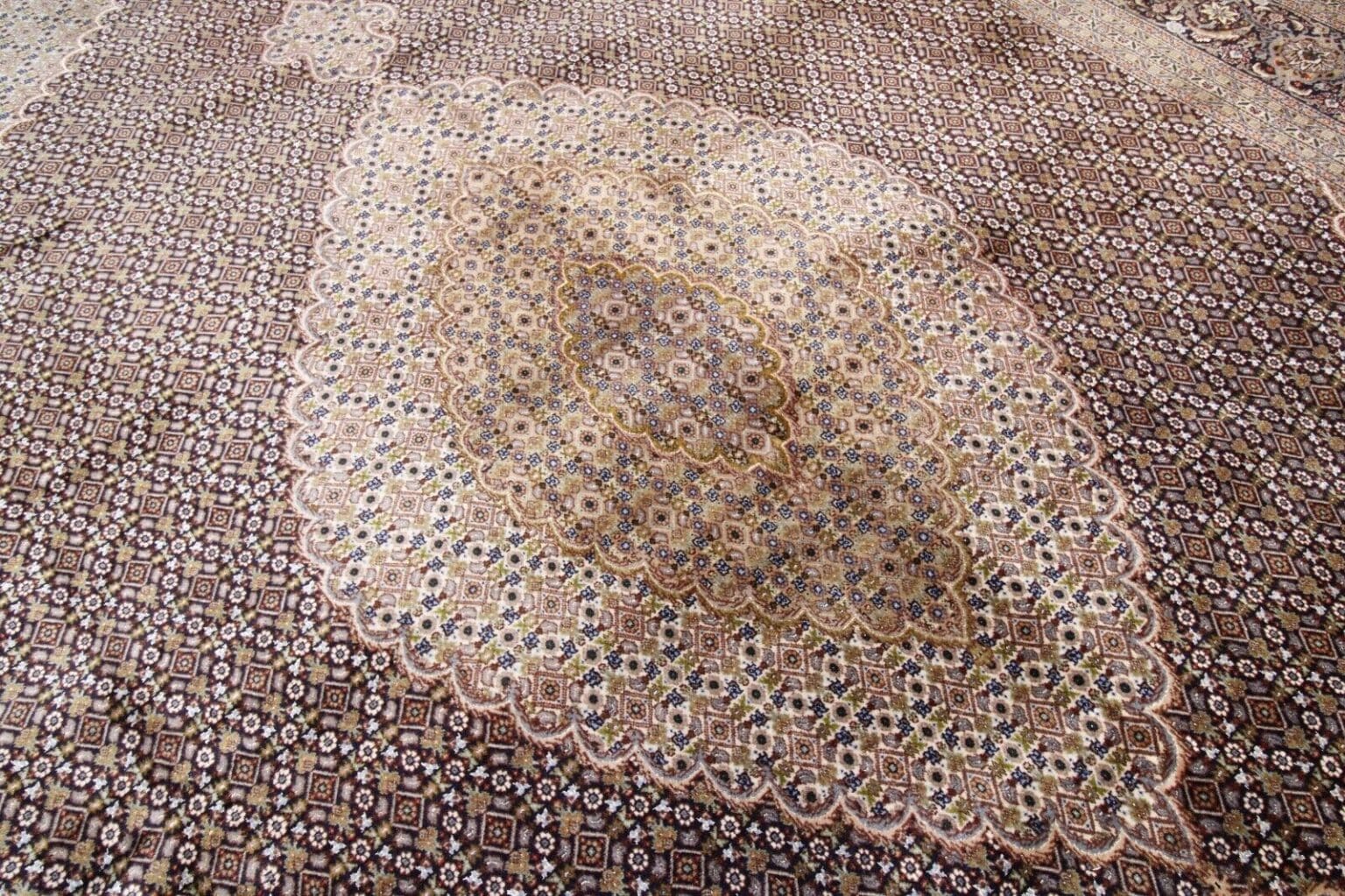 Perserteppich Täbriz 400 x 302 cm Wolle handgeknüpft