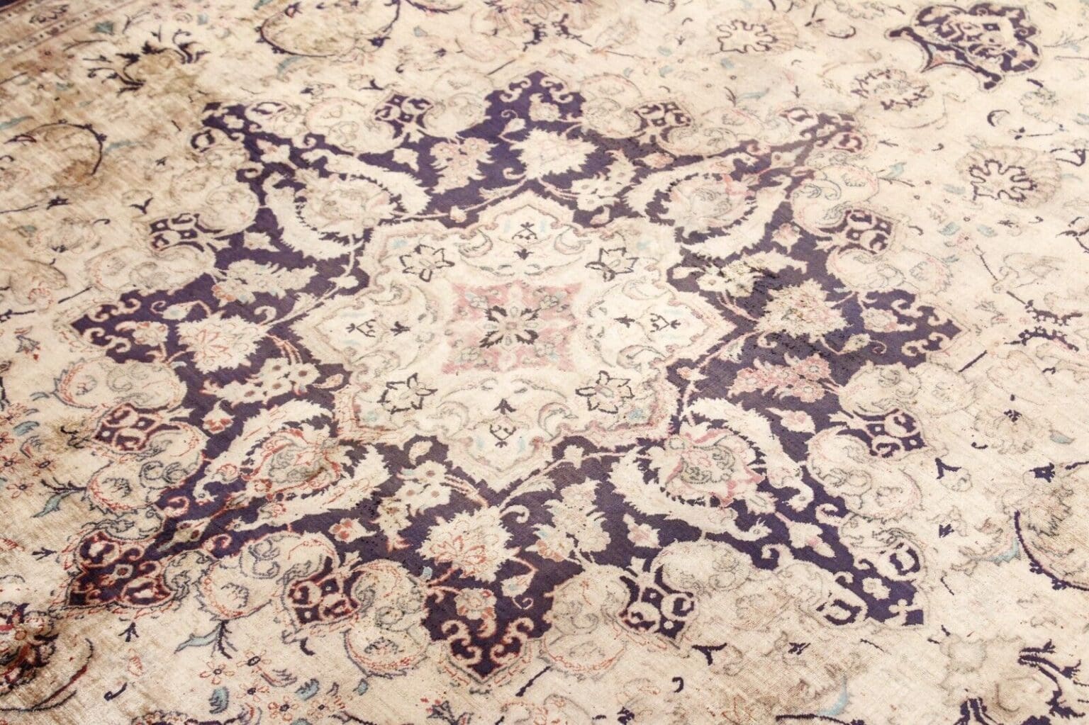 Perserteppich Ghom 300 x 191 cm Seide handgeknüpft