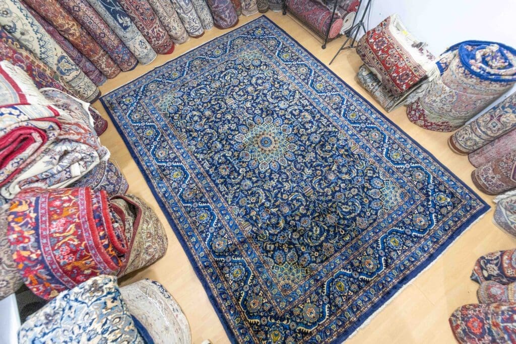 img_0002-scaled Perserteppich Ardabil 345 x 247 cm handgeknüpft (Verkauft)
