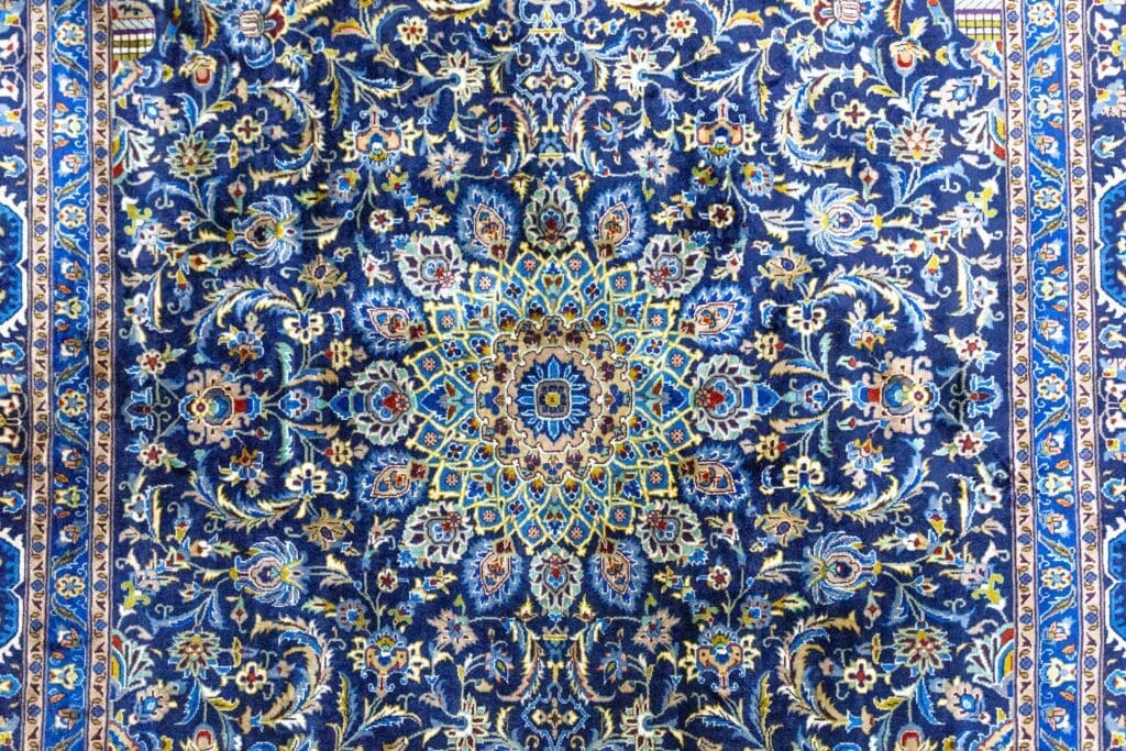 img_0114-scaled Perserteppich Ardabil 345 x 247 cm handgeknüpft (Verkauft)