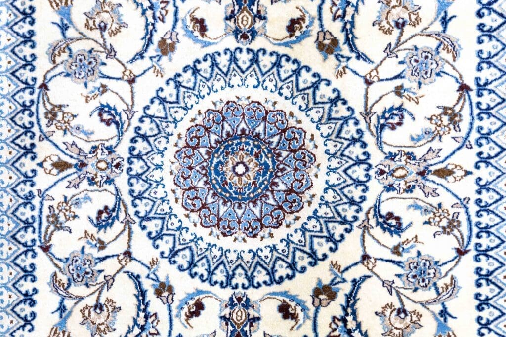 Perserteppich Nain 315 x 197 cm Wolle handgeknüpft
