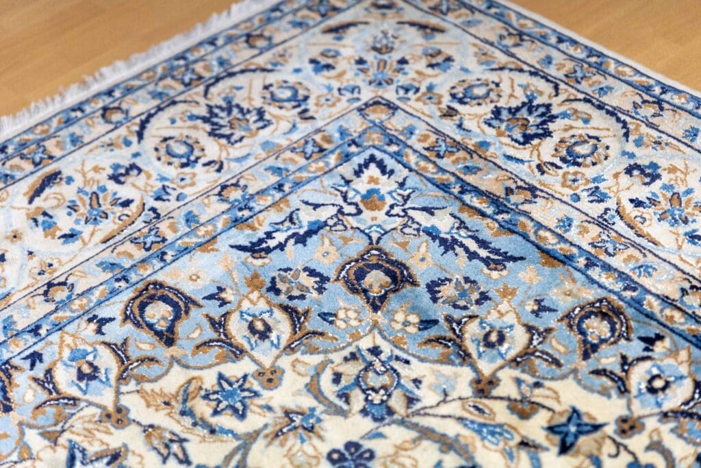 Perserteppich Nain 285 x 175 cm Wolle handgeknüpft (Verkauft)