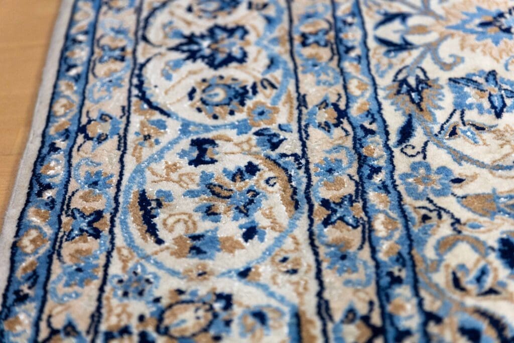 Perserteppich Nain 285 x 175 cm Wolle handgeknüpft (Verkauft)