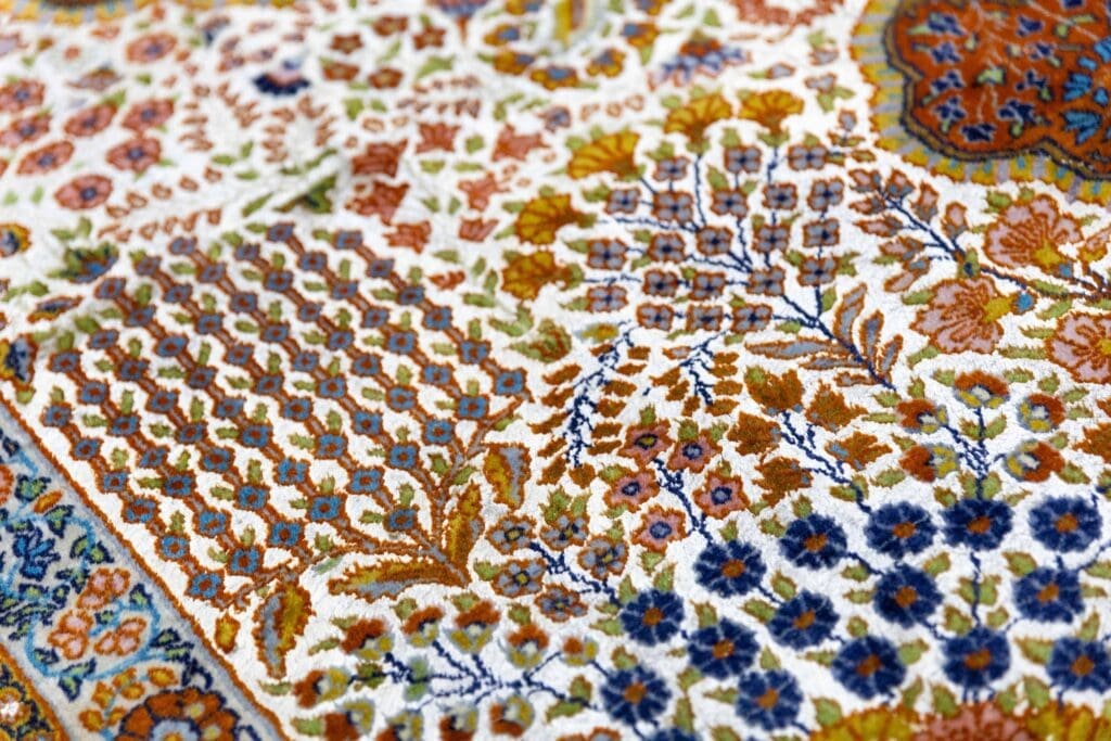 Orientteppich Kaschmir 280x173 cm Seide handgeknüpft (Verkauft)
