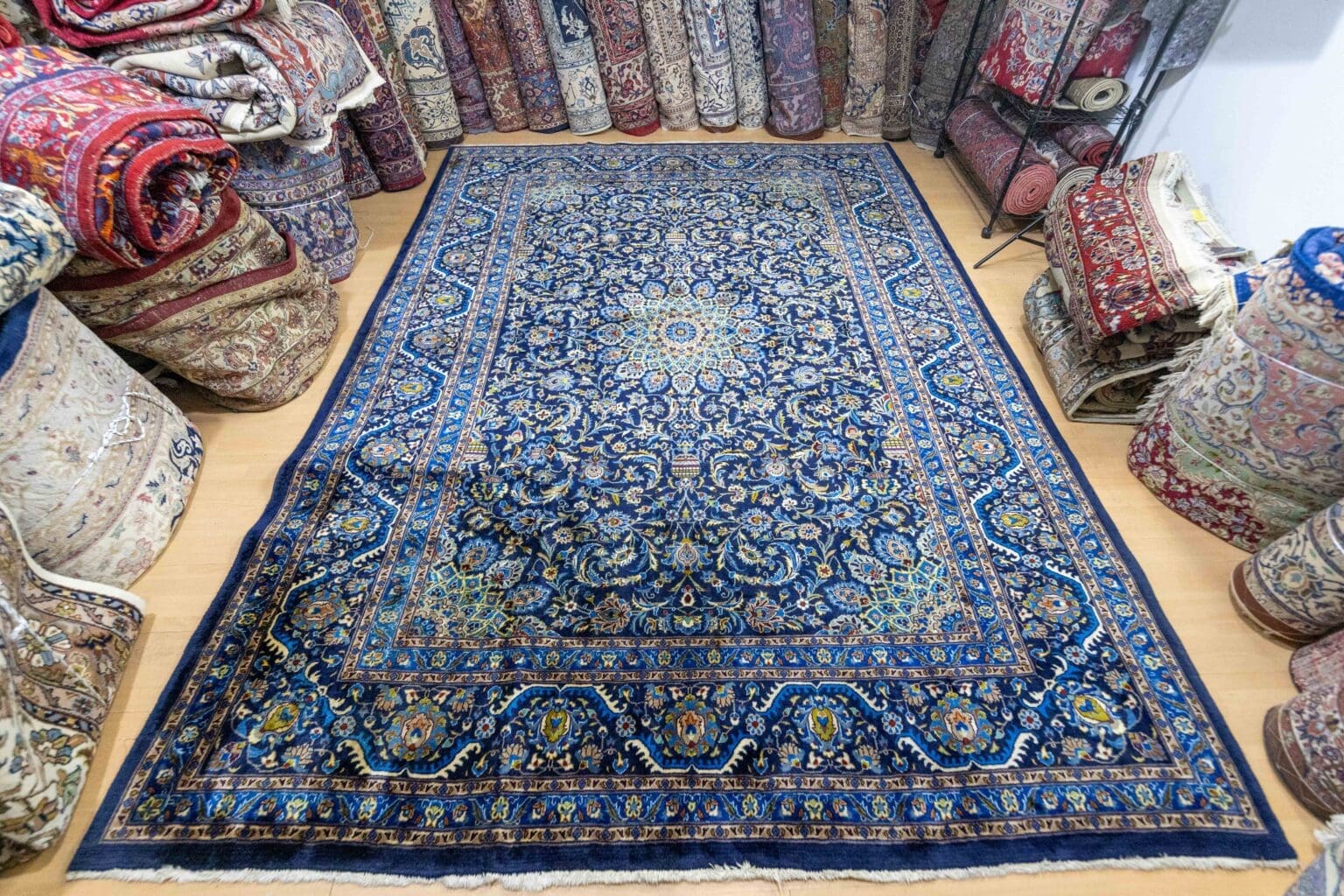 img_9999-scaled Perserteppich Ardabil 345 x 247 cm handgeknüpft (Verkauft)