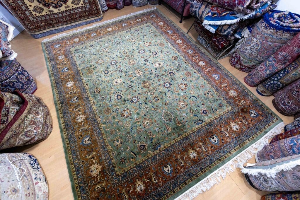 Perserteppich Täbriz 311x249cm Wolle handgeknüpft