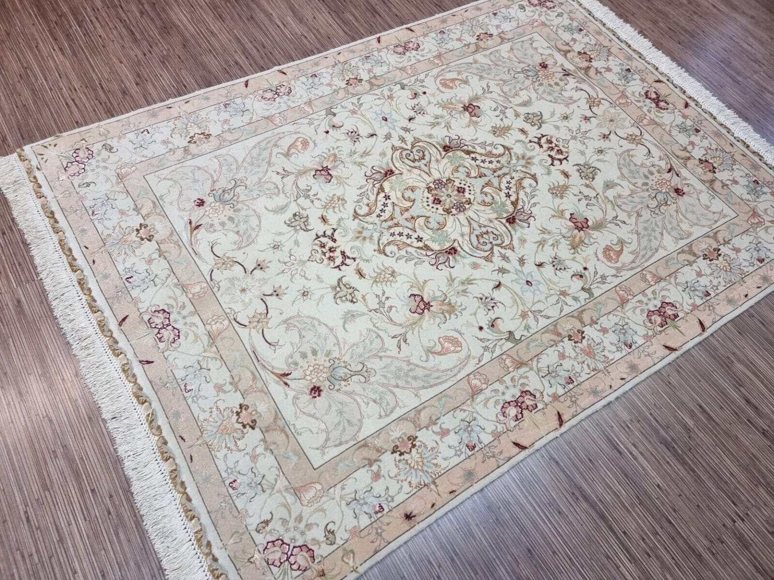 Perserteppich Täbriz 207 x 147 cm Korkwolle handgeknüpft