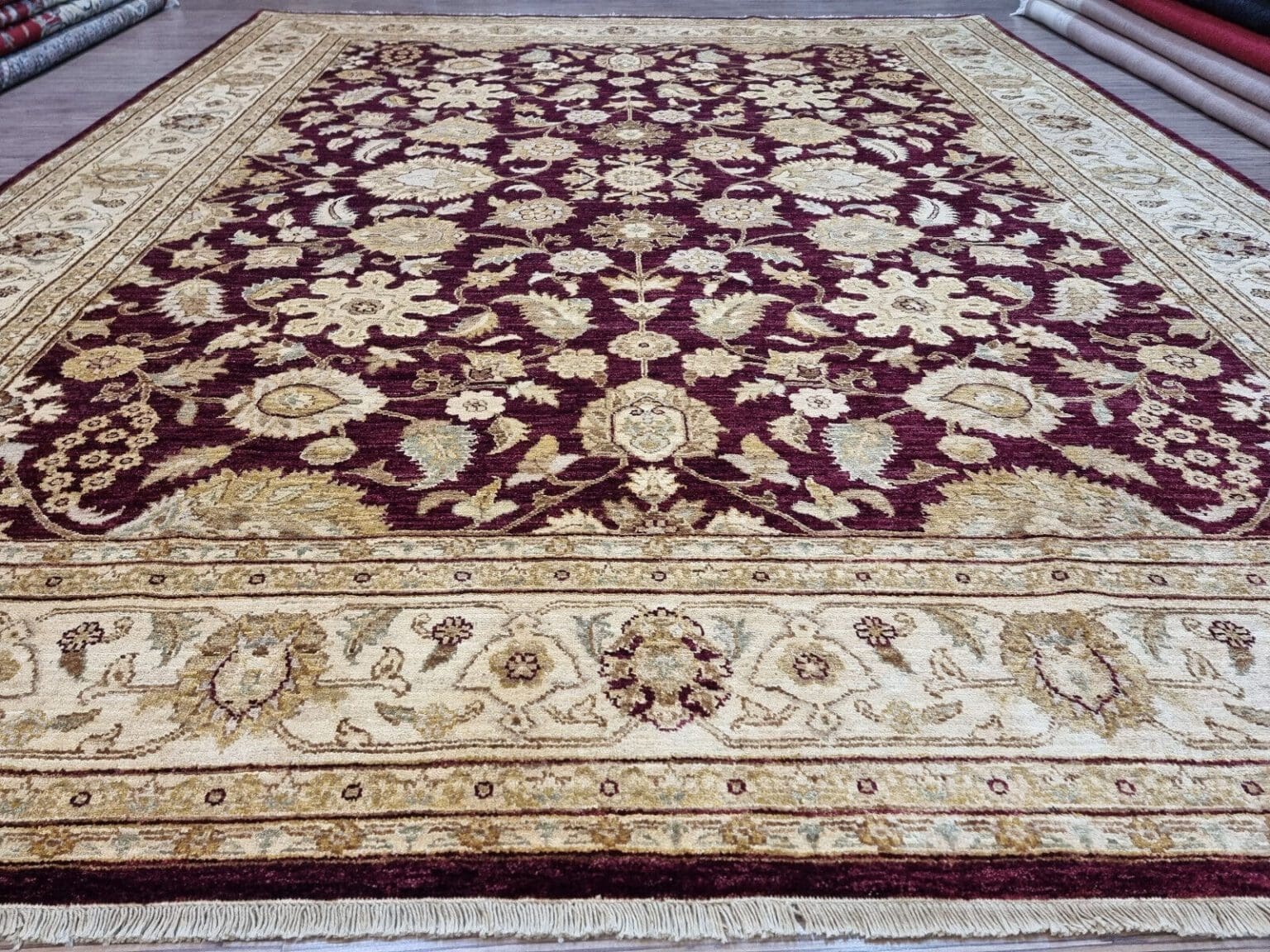 Orientteppich Pakistan 250x300 cm Wolle handgeknüpft