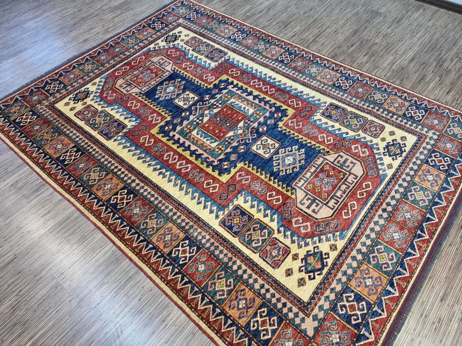 Orientteppich Kazak 239 x 179 cm Wolle handgeknüpft