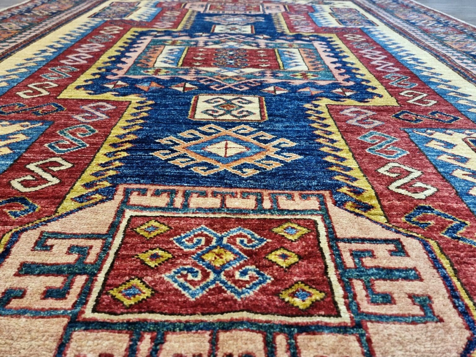 Orientteppich Kazak 239 x 179 cm Wolle handgeknüpft