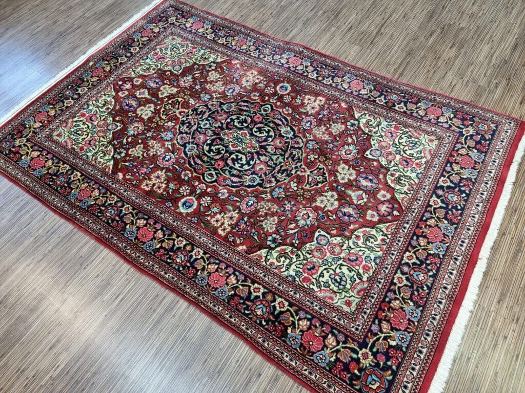 Perserteppich Ghom 209 x 135 cm Schurwolle handgeknüpft