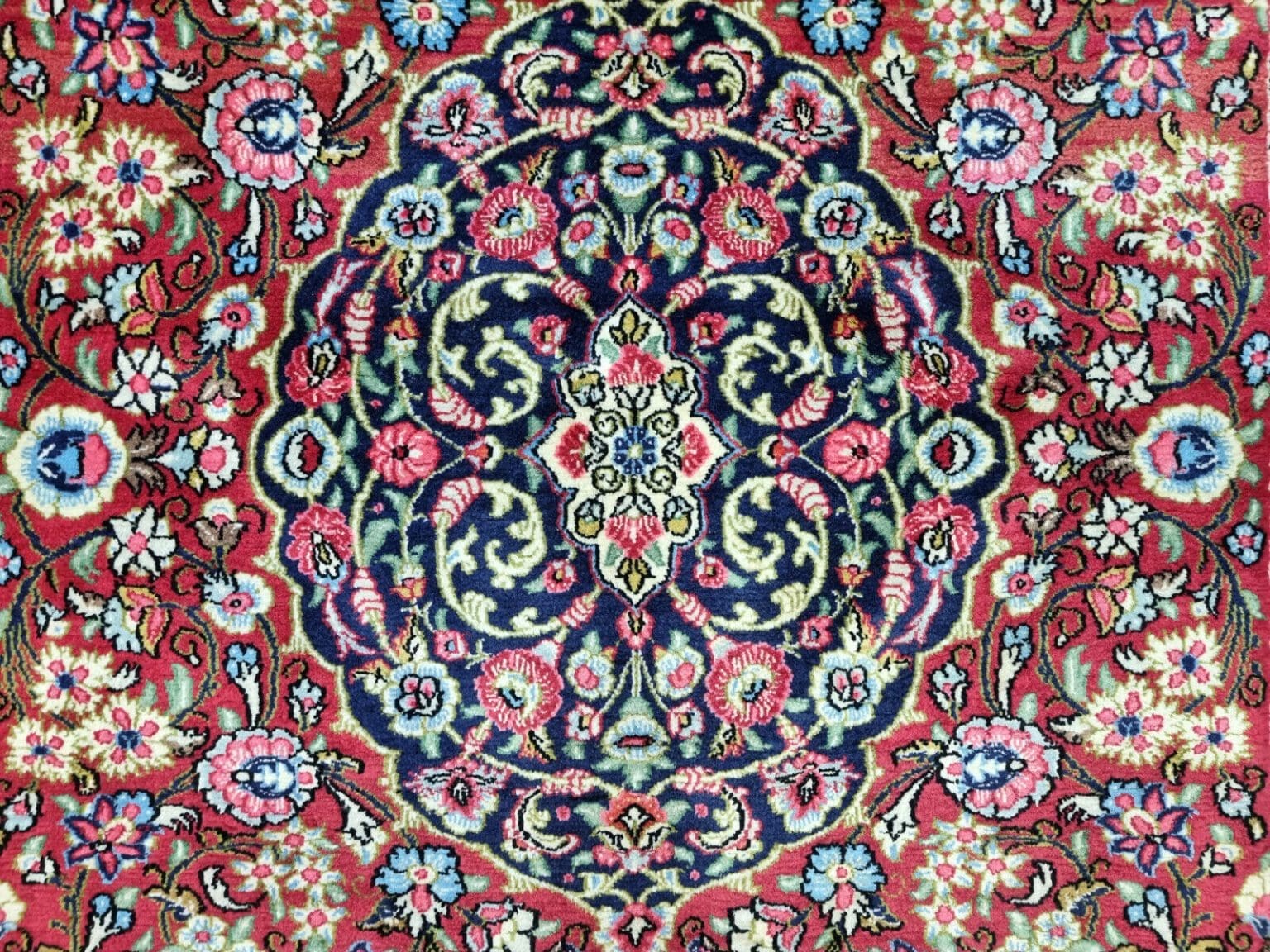Perserteppich Ghom 209 x 135 cm Schurwolle handgeknüpft
