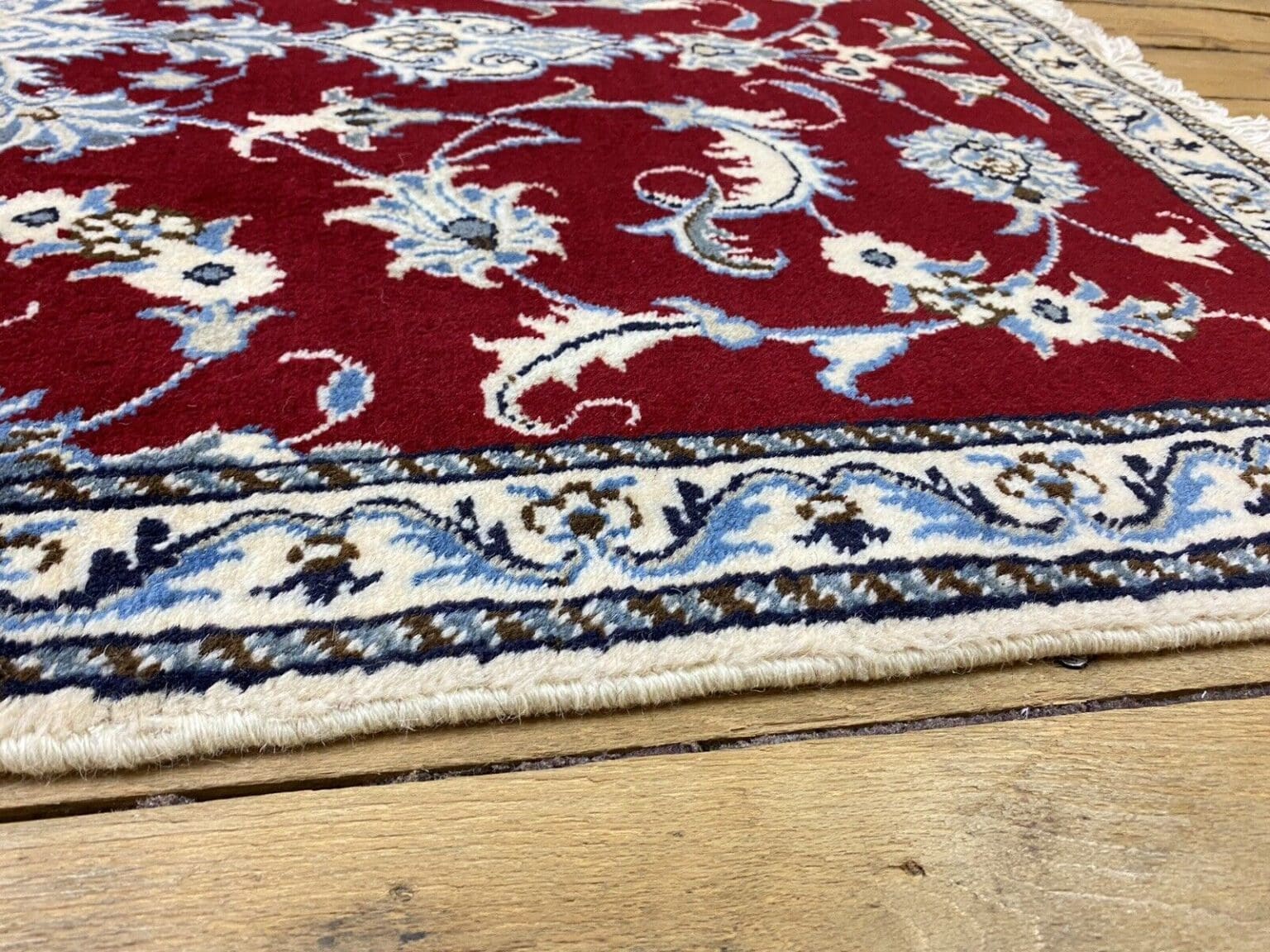 Perserteppich Nain 140 x 88 cm Wolle handgeknüpft