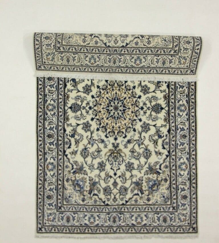 wunderschoner-perserteppich-super-nain-248-x-165-cm-ca-300000-knoten-m-1-2 Perserteppich Nain 248 x 165 cm Wolle handgeknüpft