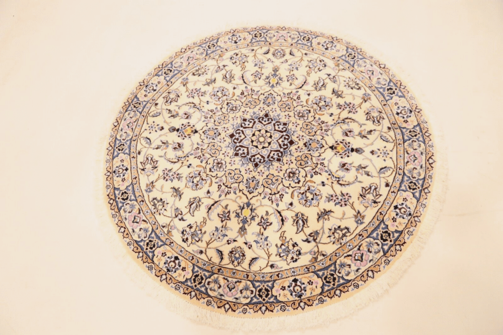 wunderschoner-perserteppich-150-x-150-cm-500000-knoten-m-naturwolle Perserteppich Super Nain 150 x 150 cm Wolle handgeknüpft