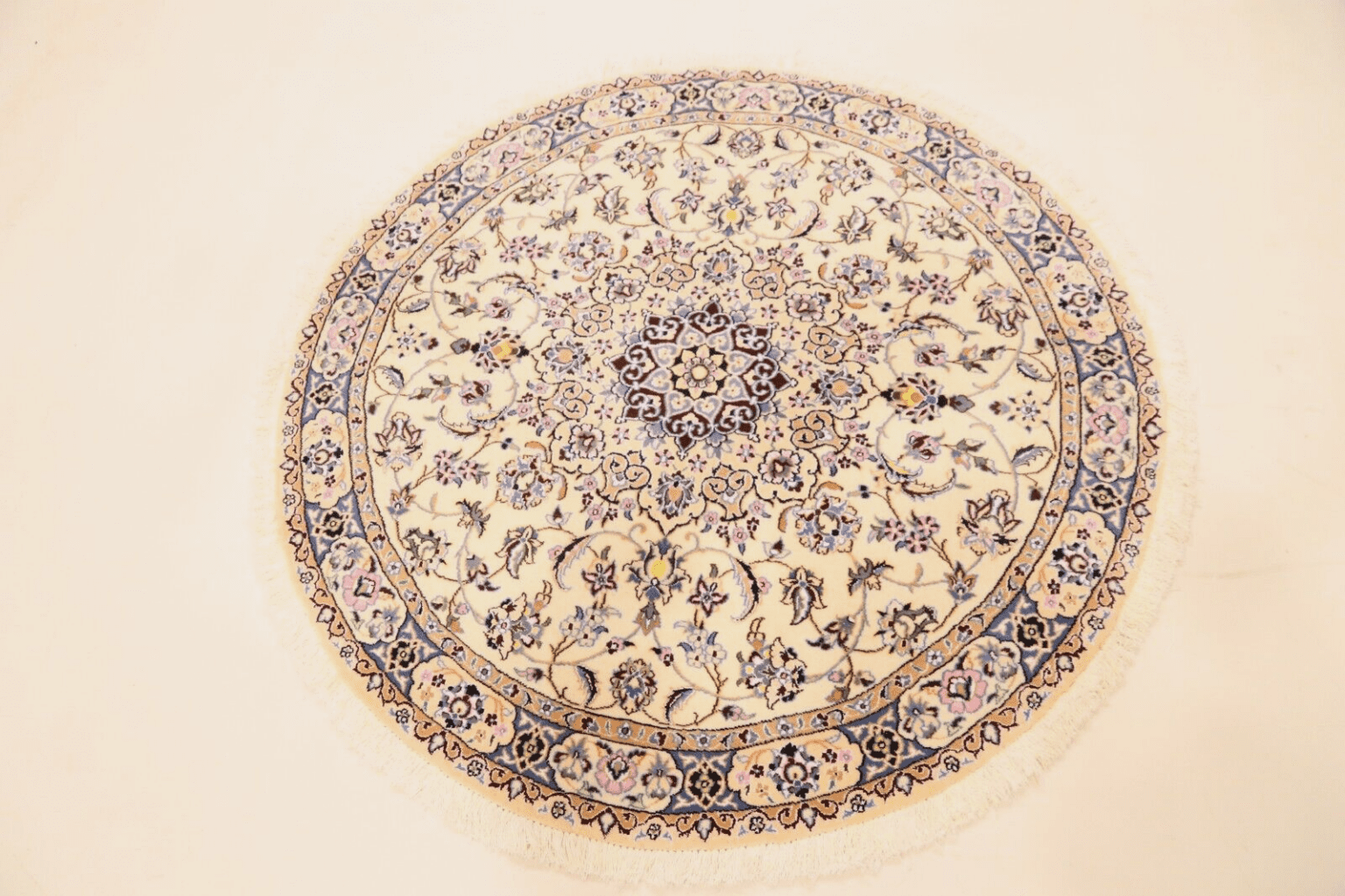 wunderschoner-perserteppich-150-x-150-cm-500000-knoten-m-naturwolle Perserteppich Super Nain 150 x 150 cm Wolle handgeknüpft