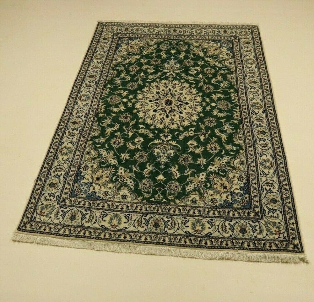 Perserteppich Nain 244 x 166 cm Wolle handgeknüpft