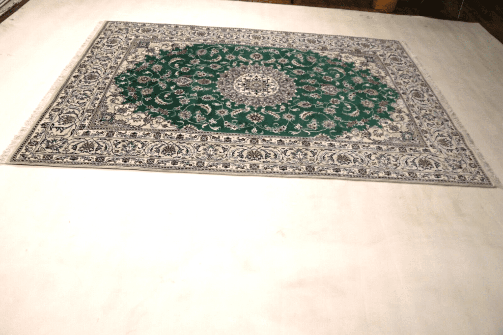 Perserteppich Nain 292 x 192 cm Schurwolle handgeknüpft