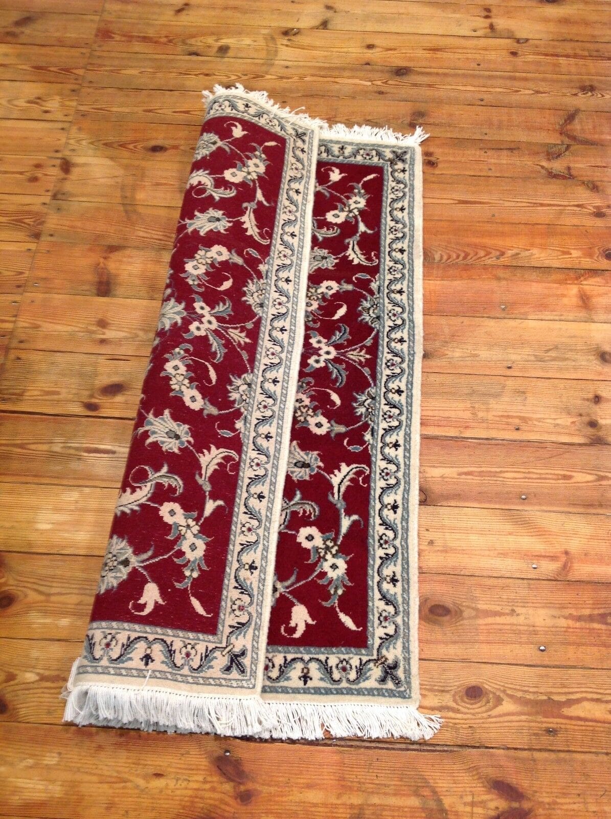Perserteppich Nain 138 x 90 cm Wolle handgeknüpft