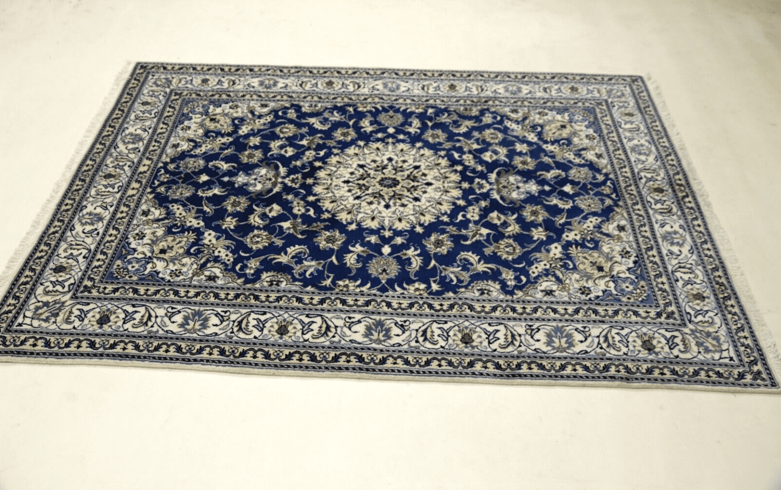 wunderschoner-orientteppich-244-x-168-cm-ca-300000-knoten-m-90-1-1 Perserteppich Nain 244 x 168 cm Schurwolle handgeknüpft