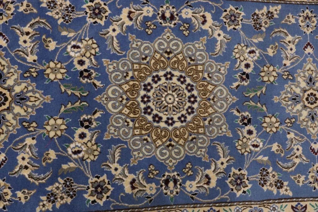 Perserteppich Nain 298 x 82 cm handgeknüpft (Verkauft)