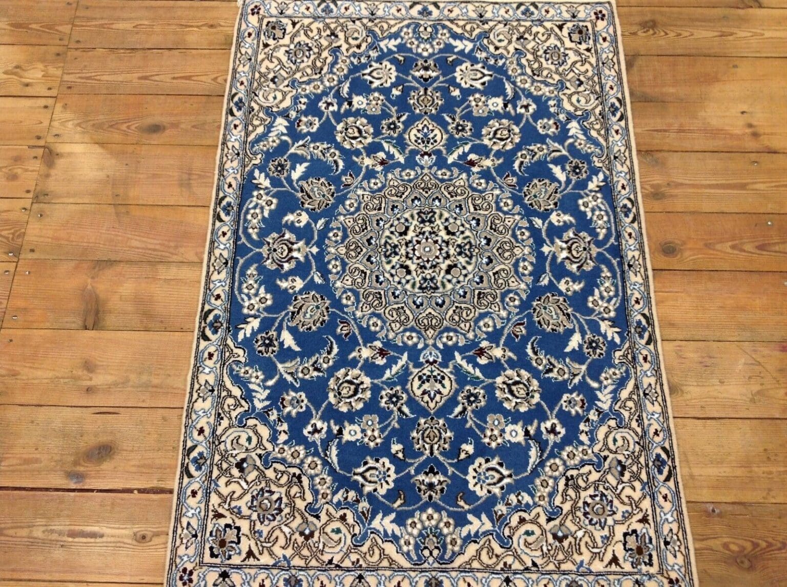 Perserteppich Nain 9 la 134 x 89 cm Wolle handgeknüpft