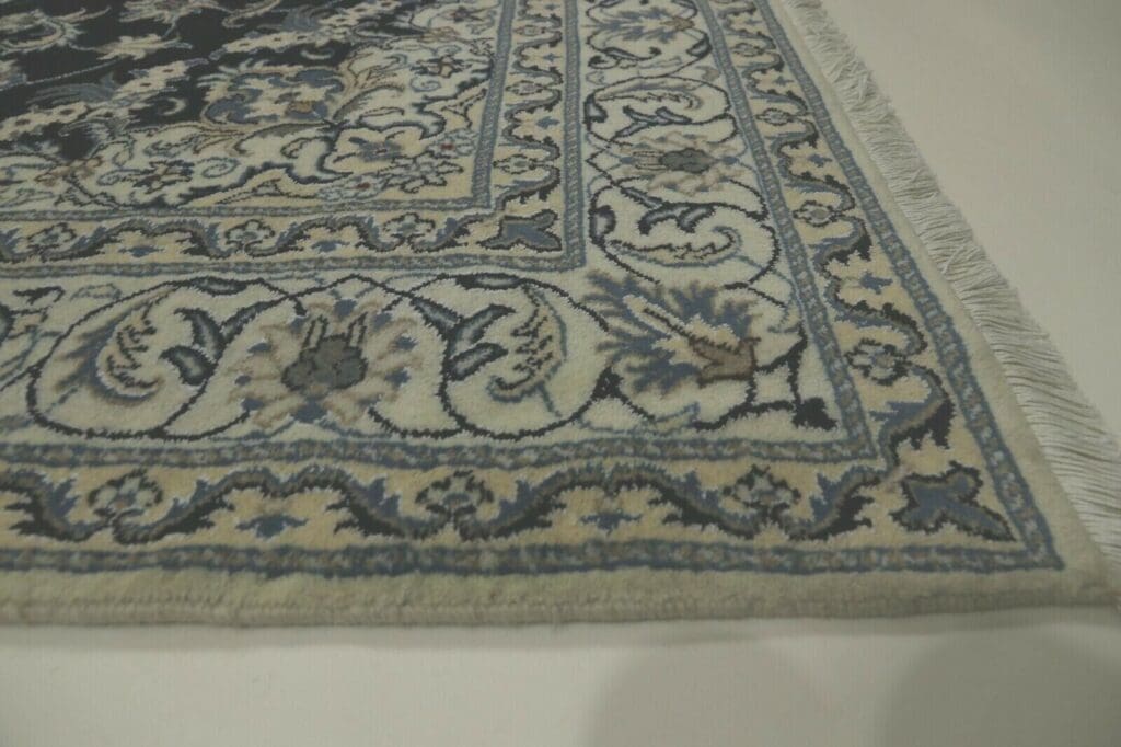 Perserteppich Nain 242 x 172 cm Wolle handgeknüpft