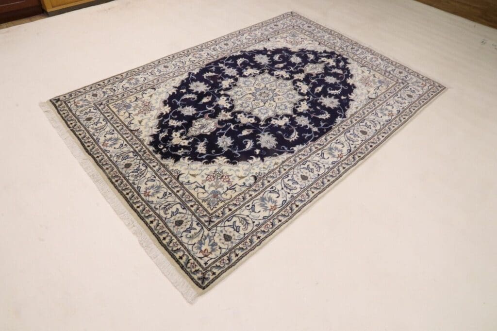 wunderschoner-orientteppich-242-x-160-cm-300000-knoten-m-90-1-4 Perserteppich Nain 242 x 160 cm Schurwolle handgeknüpft