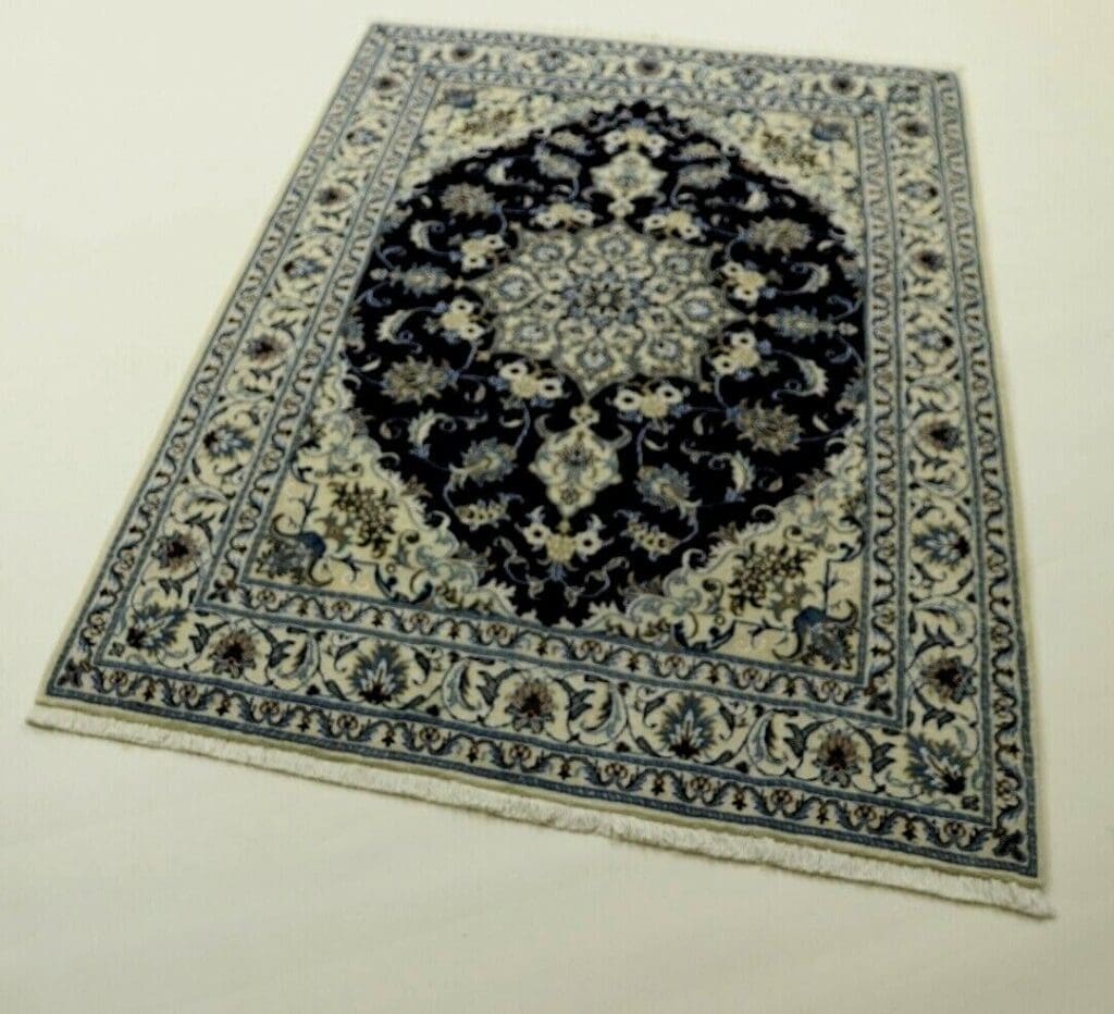 Perserteppich Nain 200 x 149 cm Wolle handgeknüpft
