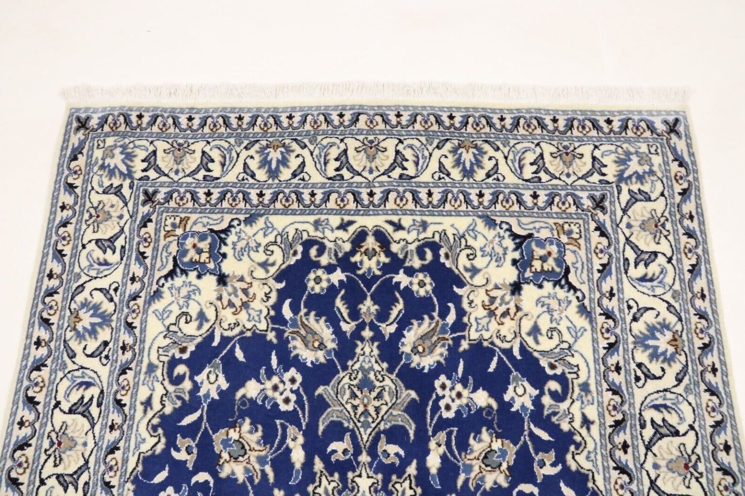 perserteppich-nain-198x142-cm-300000-knoten-m-90-schurwolle-10-1-2 Perserteppich Nain 198 x 142 cm Wolle handgeknüpft