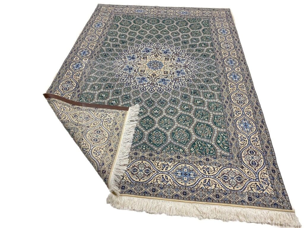 Perserteppich Nain 261 x 181 cm Korkwolle handgeknüpft