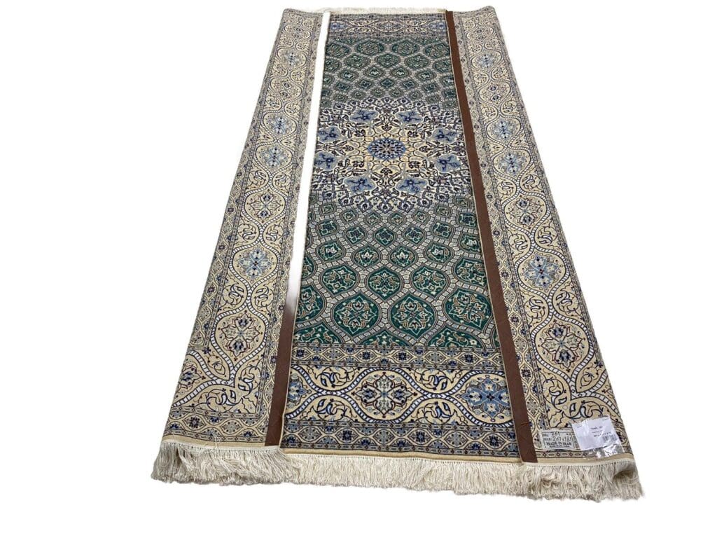 Perserteppich Nain 261 x 181 cm Korkwolle handgeknüpft