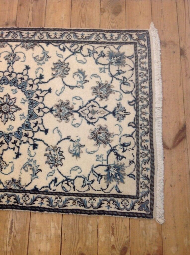 Perserteppich Nain 135 x 85 cm Wolle handgeknüpft