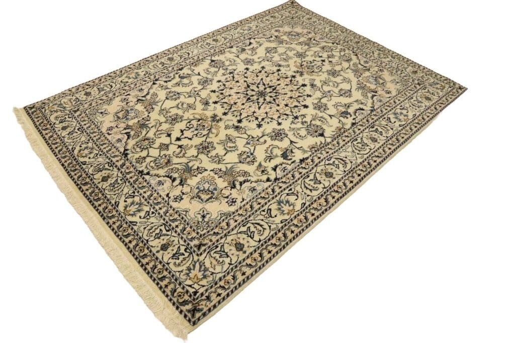 Perserteppich Nain 253 x 166 cm Wolle handgeknüpft