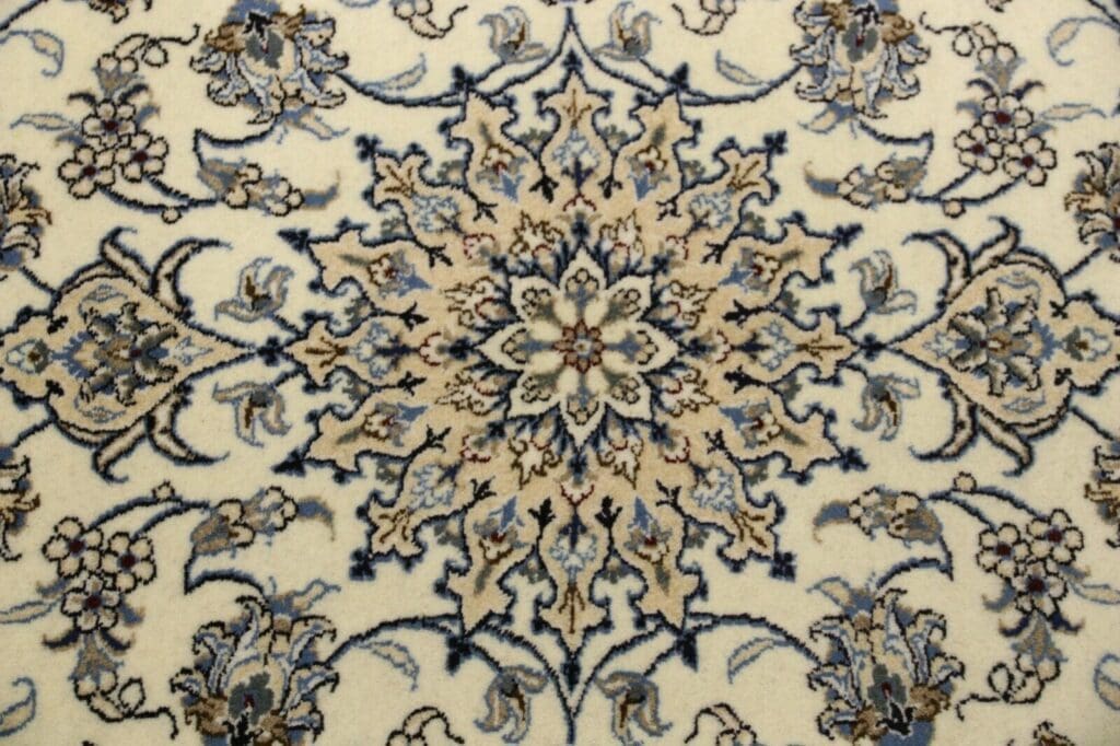 Perserteppich Super Nain 200 x 144 cm Schurwolle handgeknüpft