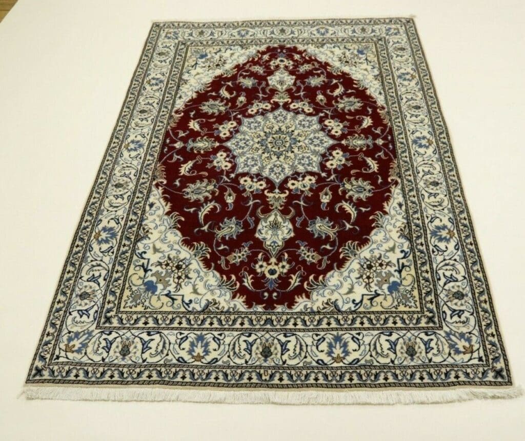 Perserteppich Nain 234 x 170 cm Wolle handgeknüpft
