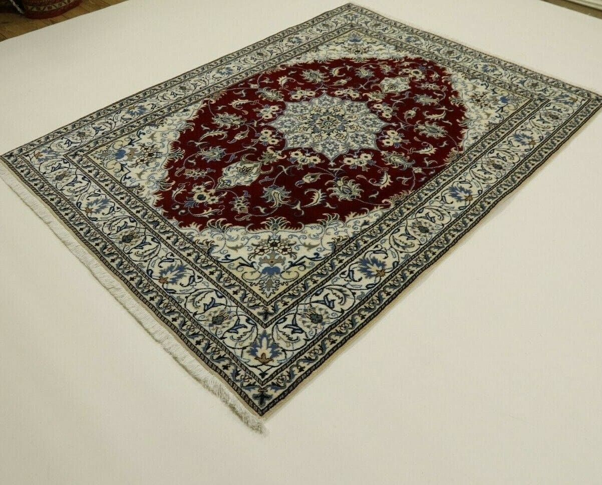 Perserteppich Nain 234 x 170 cm Wolle handgeknüpft