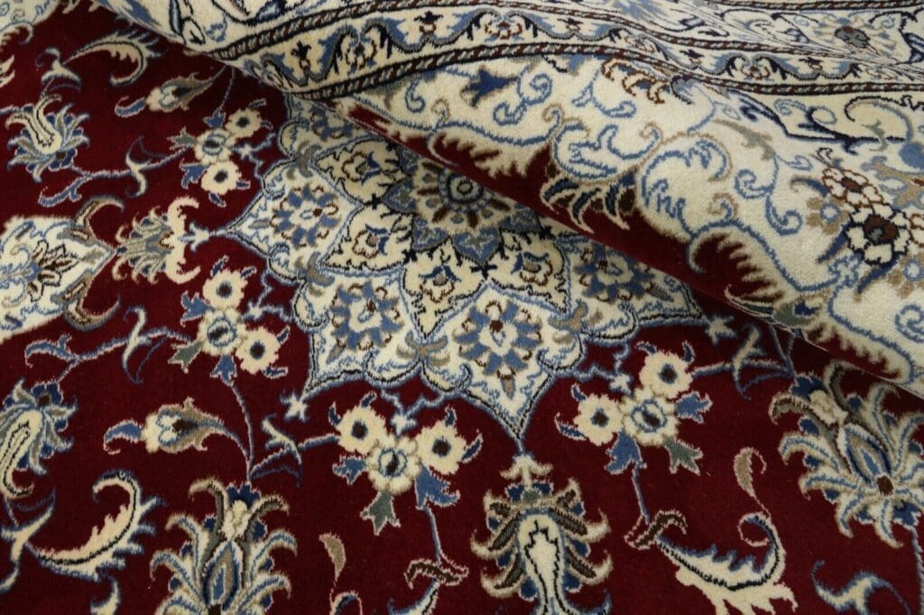 Perserteppich Nain 234 x 172 cm Schurwolle handgeknüpft