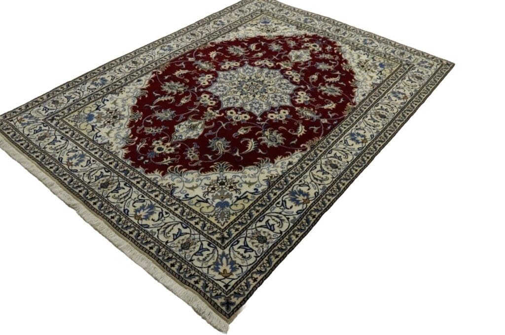 Perserteppich Nain 234 x 172 cm Schurwolle handgeknüpft