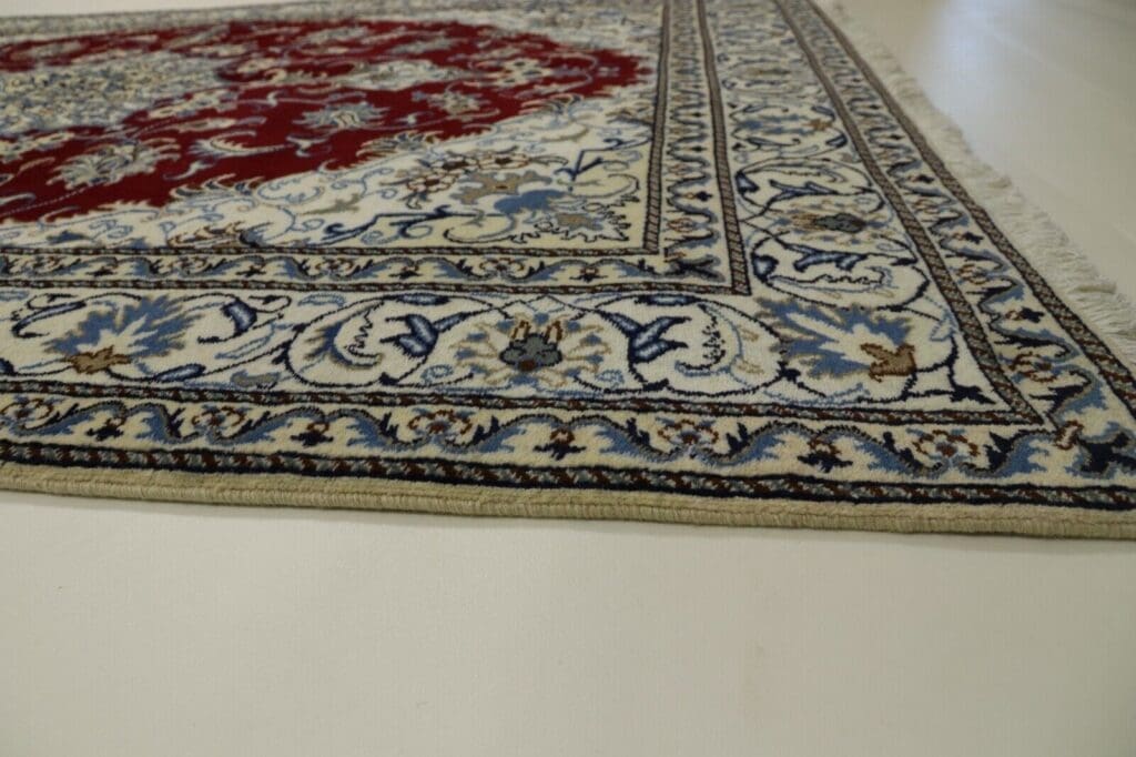 Perserteppich Nain 234 x 172 cm Schurwolle handgeknüpft