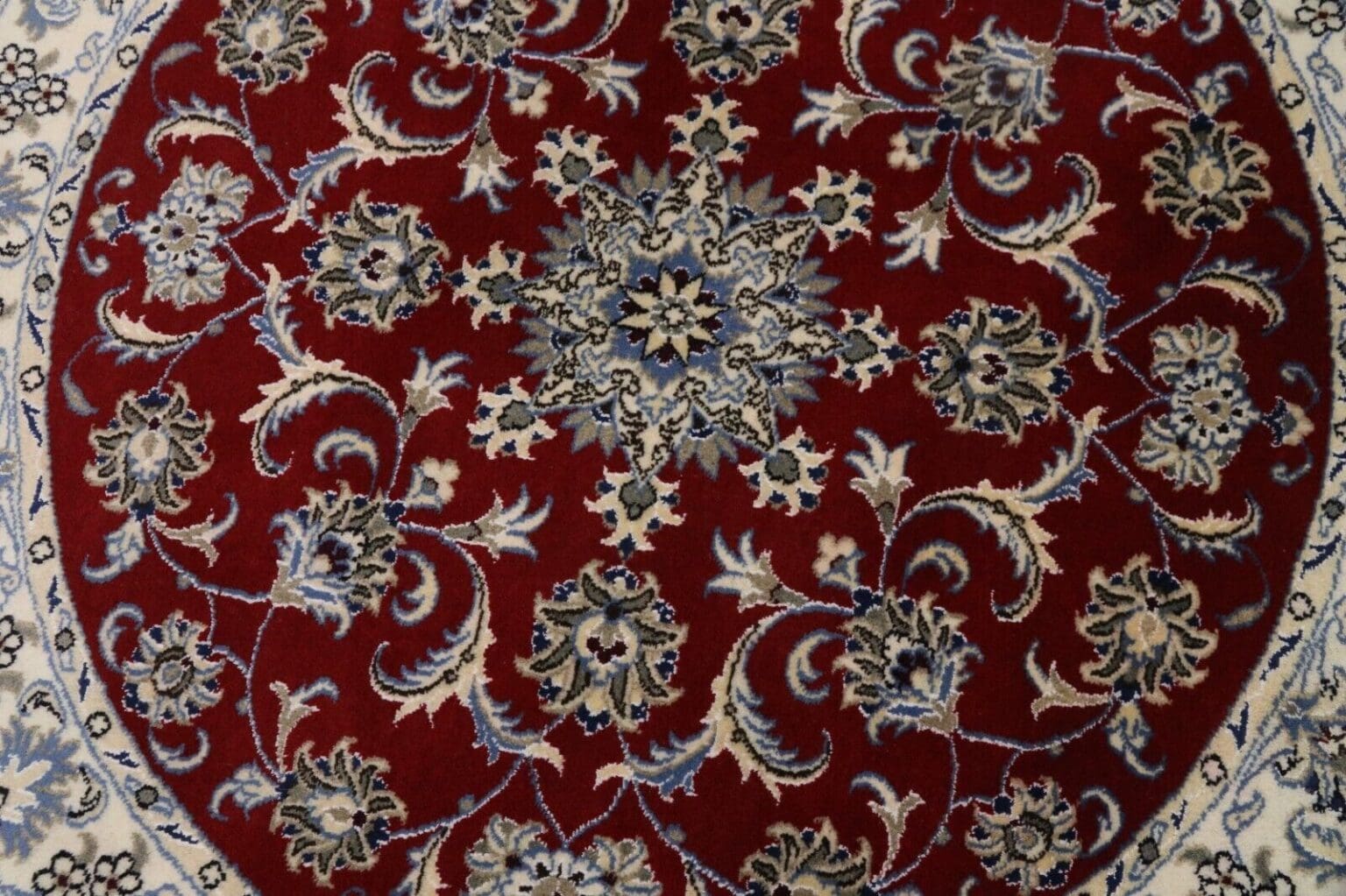 wunderschoner-orientteppich-150-x-150-cm-300000-knoten-m-90 Perserteppich Nain 150 x 150 cm Schurwolle handgeknüpft
