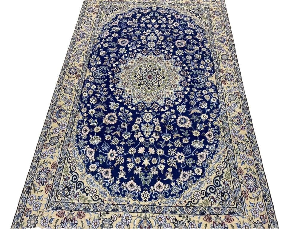 Perserteppich Nain 216 x 134 cm Wolle handgeknüpft
